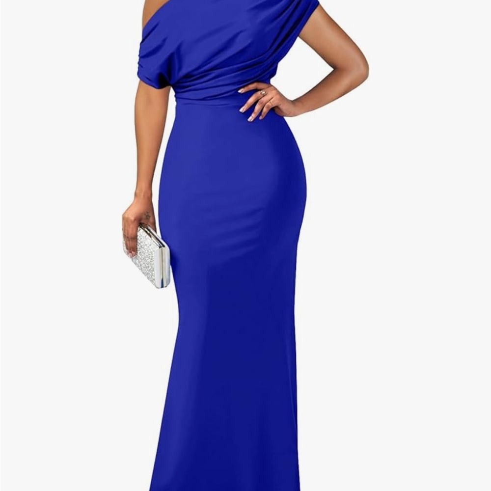Elegant Blue Off-Shoulder Evening Dress